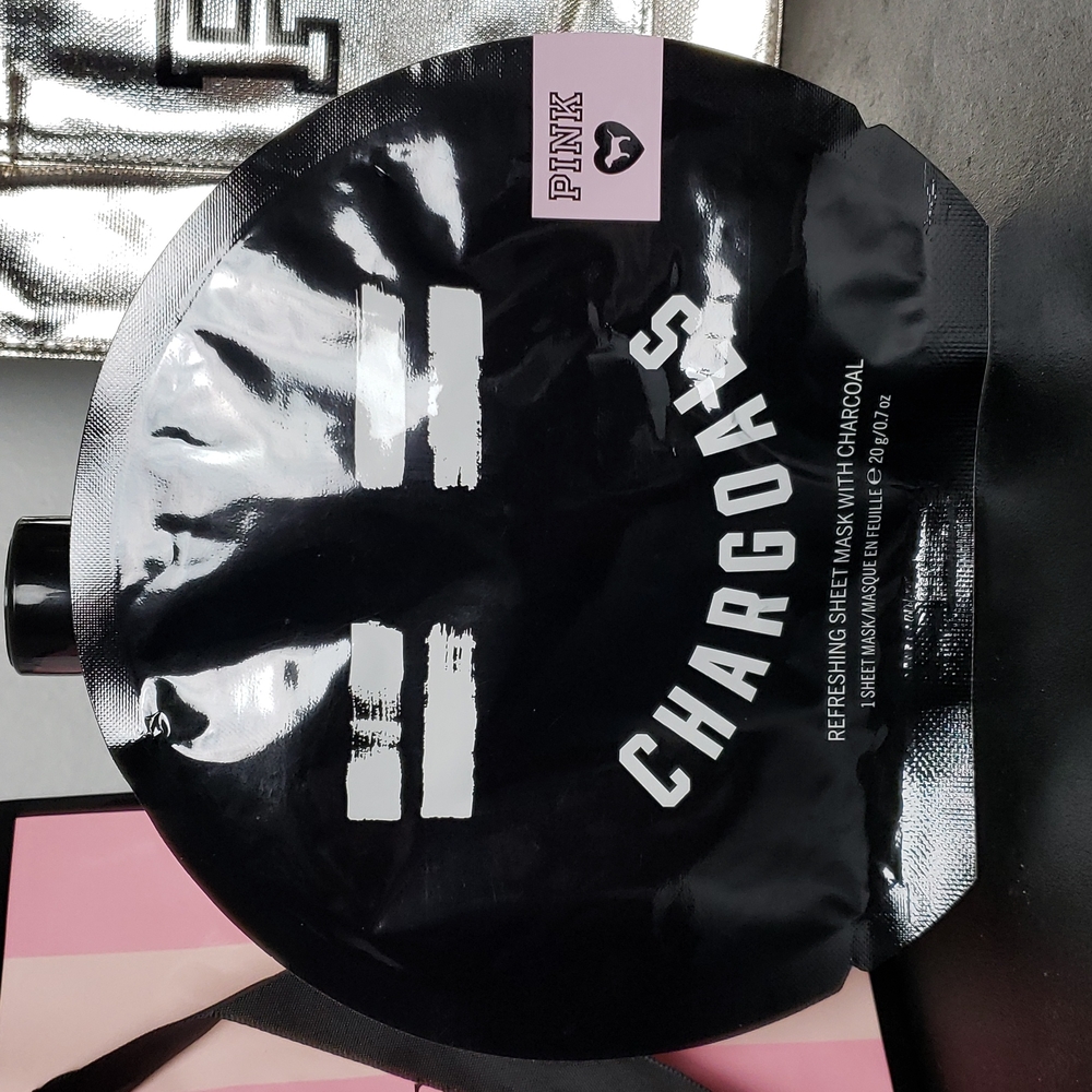 PINK by Victoria's Secret Bundle - Picture 2 of 5